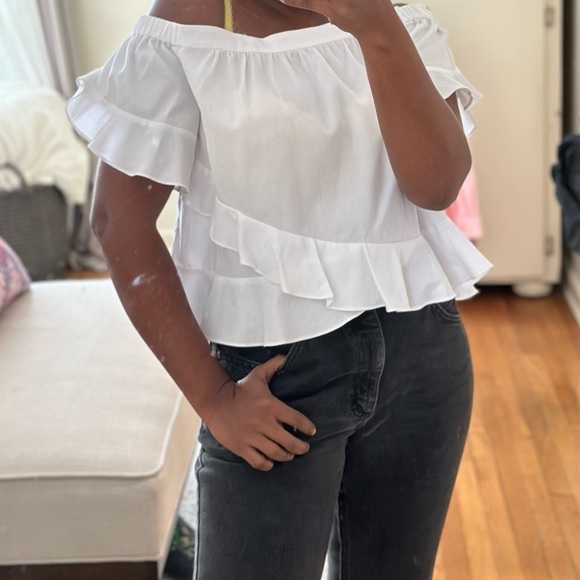 BCBGMAXAZRIA - Picture 1 of 4